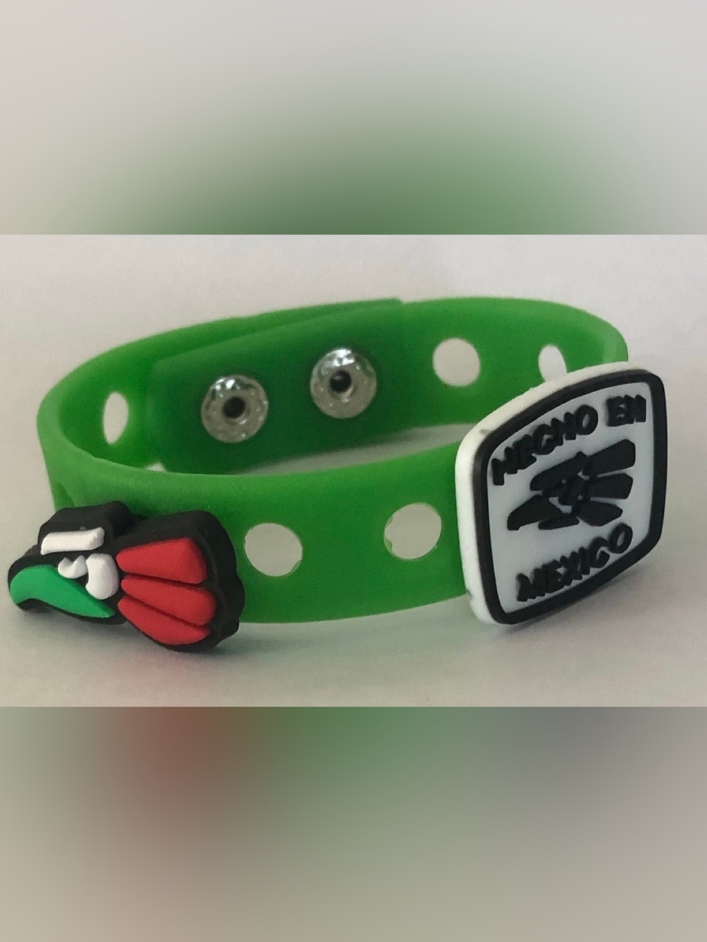 Hecho en Mexico Croc charm bracelet | Latino, Mexican, and Chicano charms
SKU971
